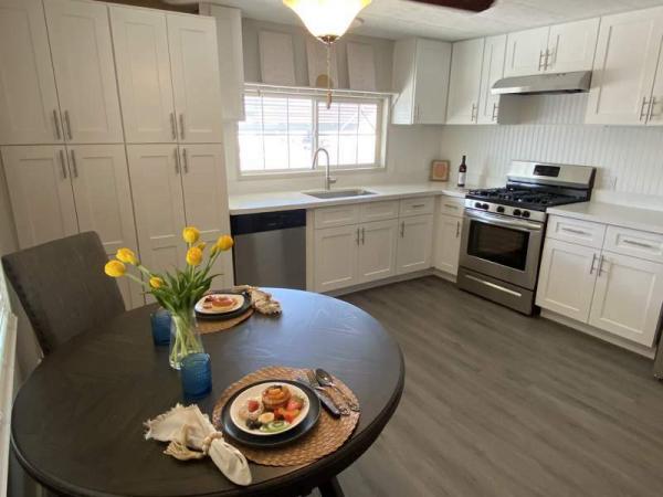 1977 MARL Manufactured Home