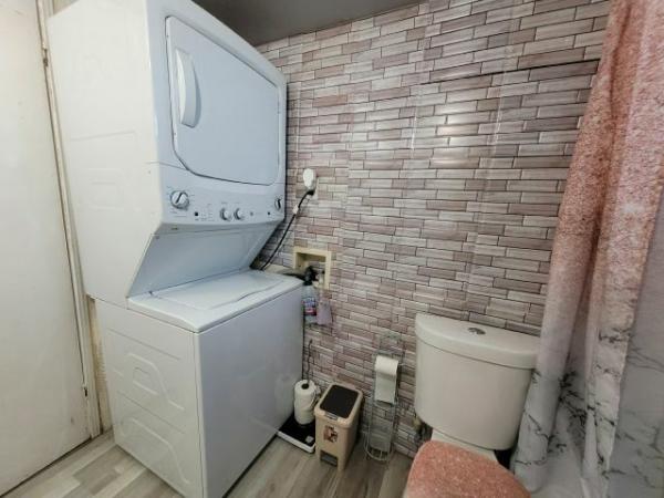 1972 PEERLESS Manufactured Home