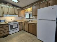 1983 SILVERCREST SILVERWOOD Manufactured Home