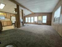 1983 SILVERCREST SILVERWOOD Manufactured Home