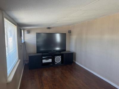 Photo 5 of 15 of home located at 3104 E. Broadway, Lot #49 Mesa, AZ 85204