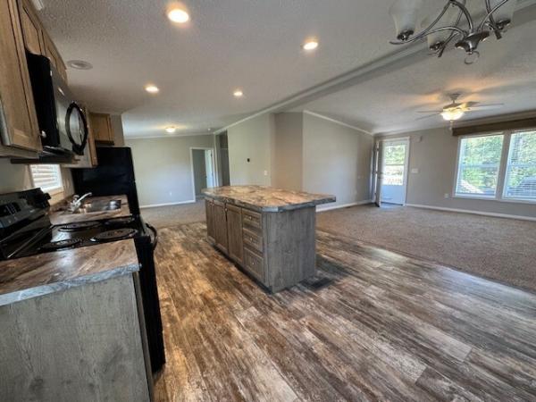 2020 Clayton 56CFT28563B(4BR) Mobile Home