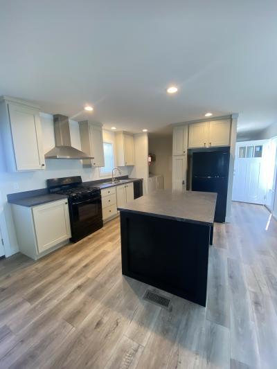 Photo 3 of 7 of home located at 9707 Sherwood Ypsilanti, MI 48198