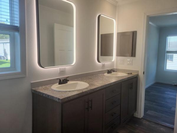 2025 Skyline - Lancaster Cambridge - NGM Mobile Home