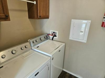 Photo 2 of 13 of home located at 16031 Beech Daly, #10 Taylor, MI 48180