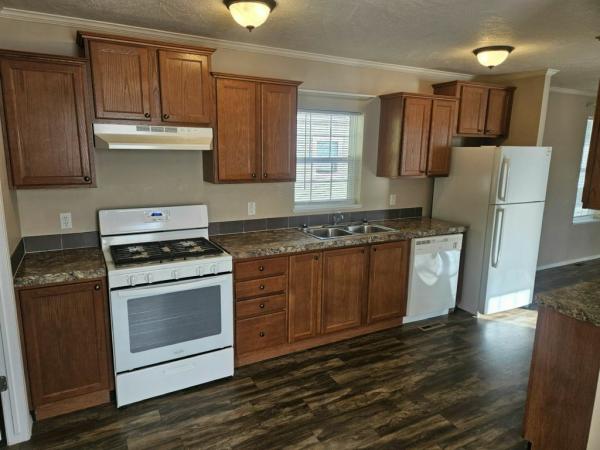 2017 Manufactured Housing Enterprise Mansion 4070 Manufactured Home