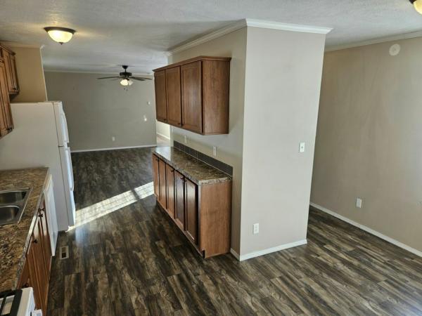 2017 Manufactured Housing Enterprise Mansion 4070 Manufactured Home