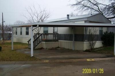 Mobile Home at 14311 Skyfrost Dr Lot #25 Dallas, TX 75253