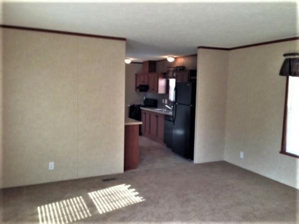 2015 Redman 1670201RA Mobile Home