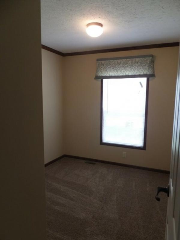 2015 Redman 1670201RA Mobile Home