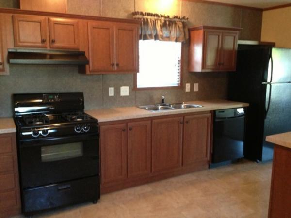 2013 Champion 1670201RA Mobile Home