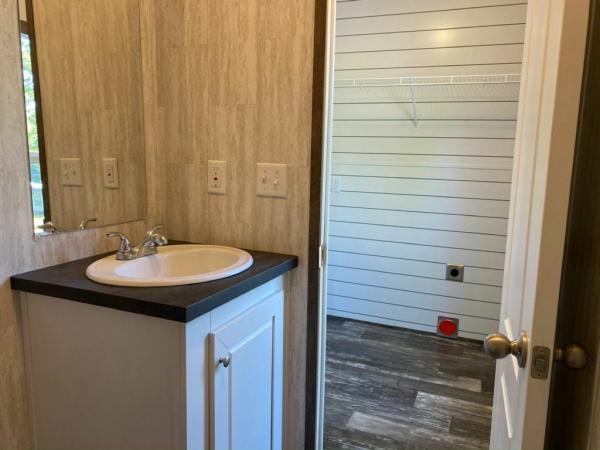 2022 CMH Manufacturing Maynardville Classic Manufactured Home