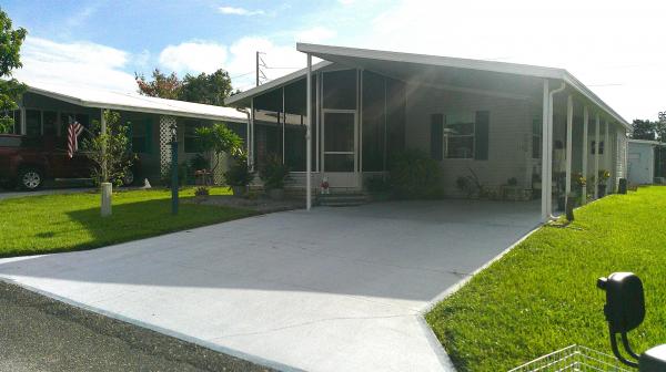 1994 Fleetwood Broo Mobile Home