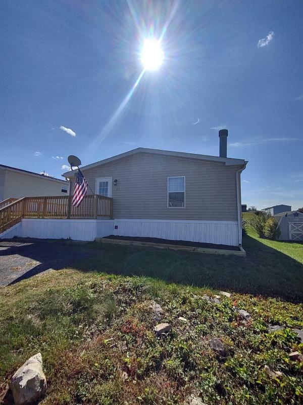 2003 Commodore Homes GF502A  Home