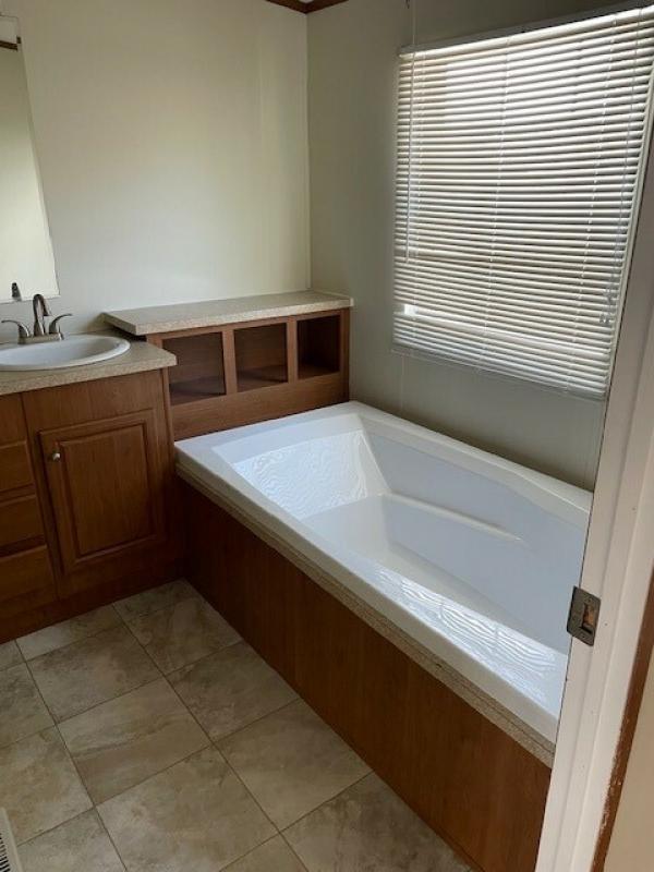 2012 CLAYTON BLR16763A  Home