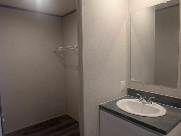 2025 Champion CHPR-1666H32PO2 Mobile Home