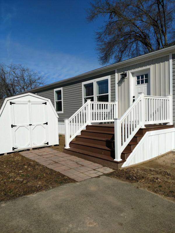 Photo 1 of 2 of home located at 7140 Selby Rd. Lot 108 Athens, OH 45701