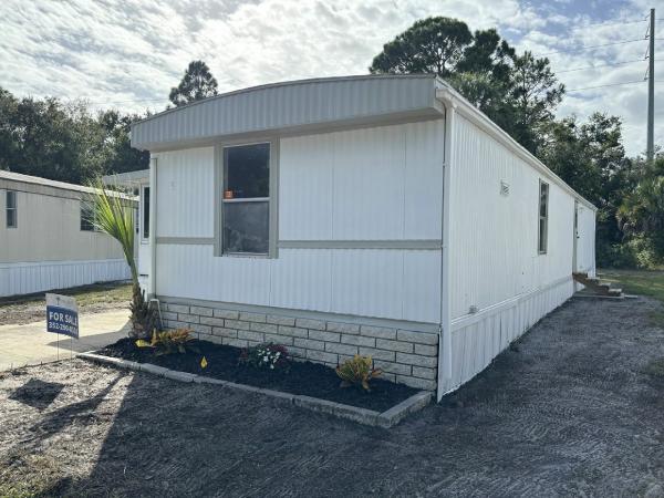 1983 EDGE Mobile Home For Sale