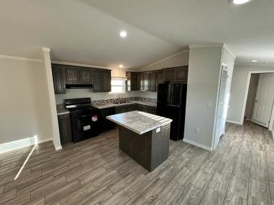 Mobile Home at 8 Pasadena Drive Lot 8Pd Olathe, KS 66061
