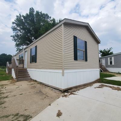 Mobile Home at 2220 Dunkelburg Rd Lot#721 Fort Wayne, IN 46819