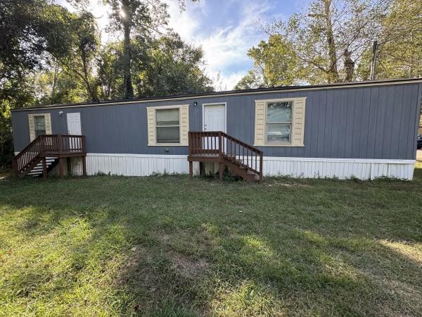 Photo 1 of 2 of home located at 1325 North Franklin Street, #214 Dublin, GA 31021