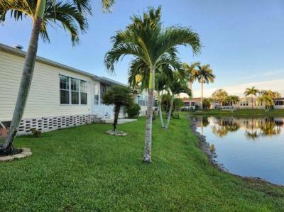 Photo 2 of 8 of home located at 483 Bear Track Road Naples, FL 34113