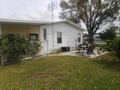 Photo 5 of 14 of home located at 37341 Barbara Dr. Lot A37 Avon Park, FL 33825