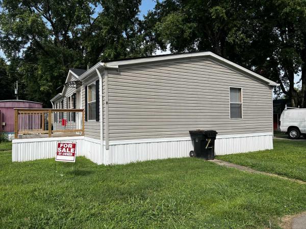 2004 Manufactured Home