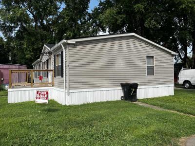Photo 2 of 15 of home located at 7 Adventure Rd Louisville, KY 40216