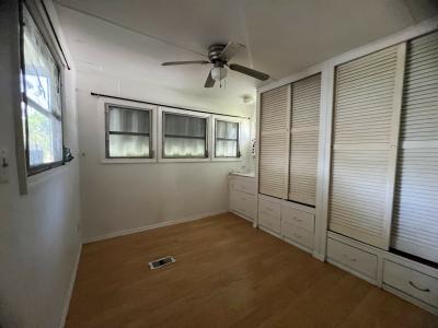 Photo 5 of 22 of home located at 465 Holiday Blvd Lakeland, FL 33815