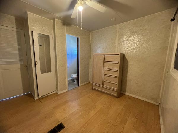 1963 SKYL Mobile Home For Sale