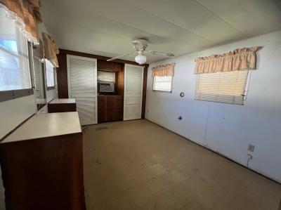 Photo 5 of 17 of home located at 464 Holiday Blvd Lakeland, FL 33815