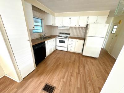 Photo 4 of 22 of home located at 24709 Tarpon Street Punta Gorda, FL 33980