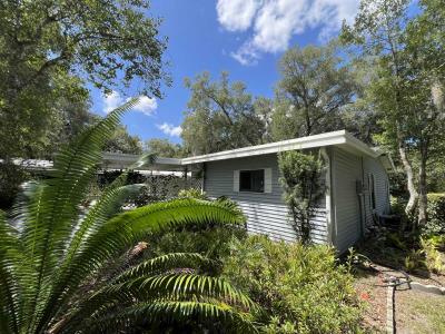 Photo 5 of 26 of home located at 420 Bark Circle Deland, FL 32724