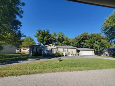 Mobile Home at 64618 East 254 Loop-Vacant Lots Grove, OK 74344