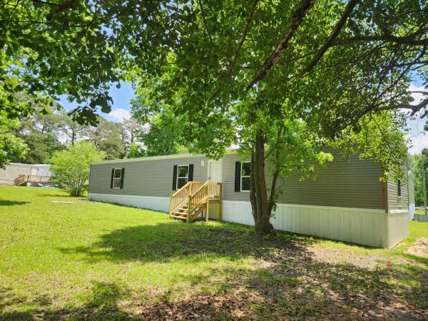 Photo 1 of 2 of home located at 731 Three Bridges Estates Circle Jacksonville, NC 28540