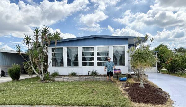 Photo 1 of 2 of home located at 912 Xanadu Venice, FL 34285