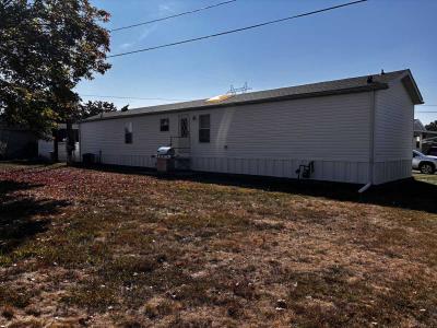 Photo 2 of 16 of home located at 18592 Edwards Road Lot 137 Doylestown, OH 44230