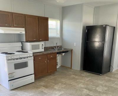 Photo 2 of 5 of home located at 156 SE Willow Way Topeka, KS 66603
