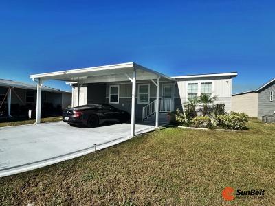 Photo 2 of 29 of home located at 107 Crossways Drive Leesburg, FL 34788