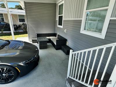 Photo 3 of 29 of home located at 107 Crossways Drive Leesburg, FL 34788