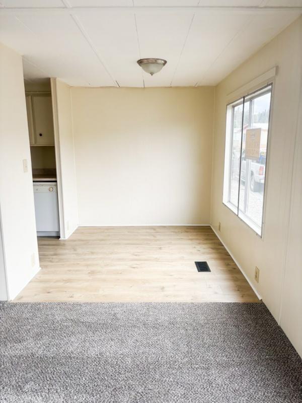 1973 SKYH Manufactured Home