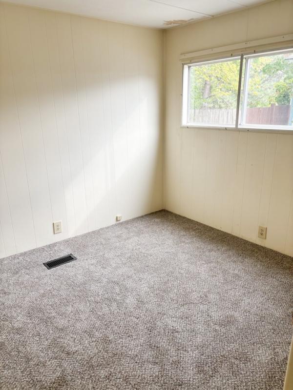 1973 SKYH Manufactured Home