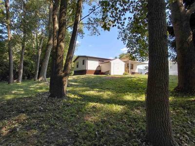 Mobile Home at 14197 Franklin Dr. Plymouth, MI 48170