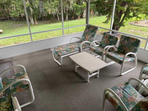 2000 Palm Harbor English Oak Manufactured Home
