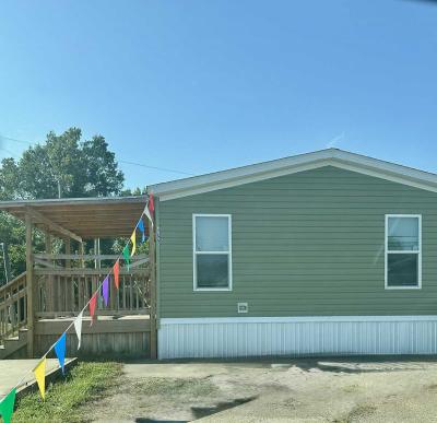 Mobile Home at 6822 Landstar Louisville, KY 40272
