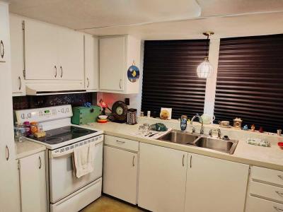 Photo 4 of 14 of home located at 5151 4th St N Saint Petersburg, FL 33703