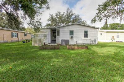 Photo 3 of 32 of home located at 5671 SW 56th Ave Ocala, FL 34474