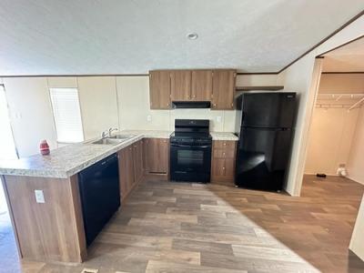 Photo 4 of 12 of home located at 1233 Long Leaf Pine St Huffman, TX 77336
