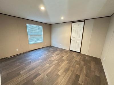 Photo 5 of 12 of home located at 1233 Long Leaf Pine St Huffman, TX 77336